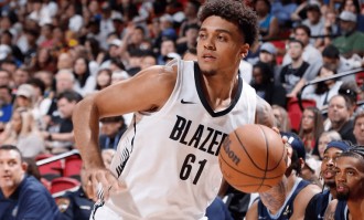 夏季联赛在开拓者的表现一塌糊涂，前夏威夷大学锋线将转战西甲？