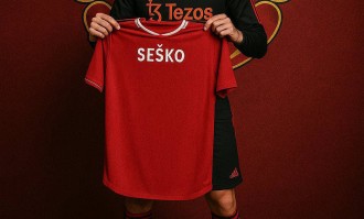 谢什科曼联周薪曝光，经纪人希望他穿9号！红魔一举动打动莱比锡