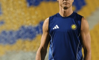 怪不得C罗罢赛！前皇马队友3射1传，率队6-0狂胜，沙特联大结局