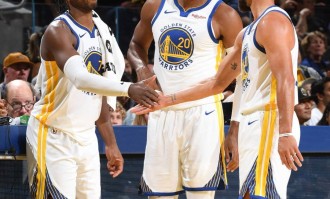 库里14分艾顿7+7 詹姆斯东契奇缺阵勇士胜湖人