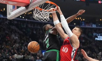 布朗50分莱昂纳德22分 快船不敌绿军6连胜终结