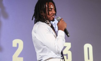 巴塞罗那防线急需升级！水晶宫铁卫马克·格伊成新目标