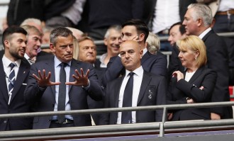 电讯报：刘易斯家族将现场看西汉姆vs热刺 新管理层剑指重大奖杯